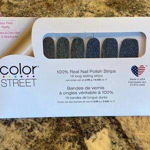 Brand New Color Street Soho-ver it